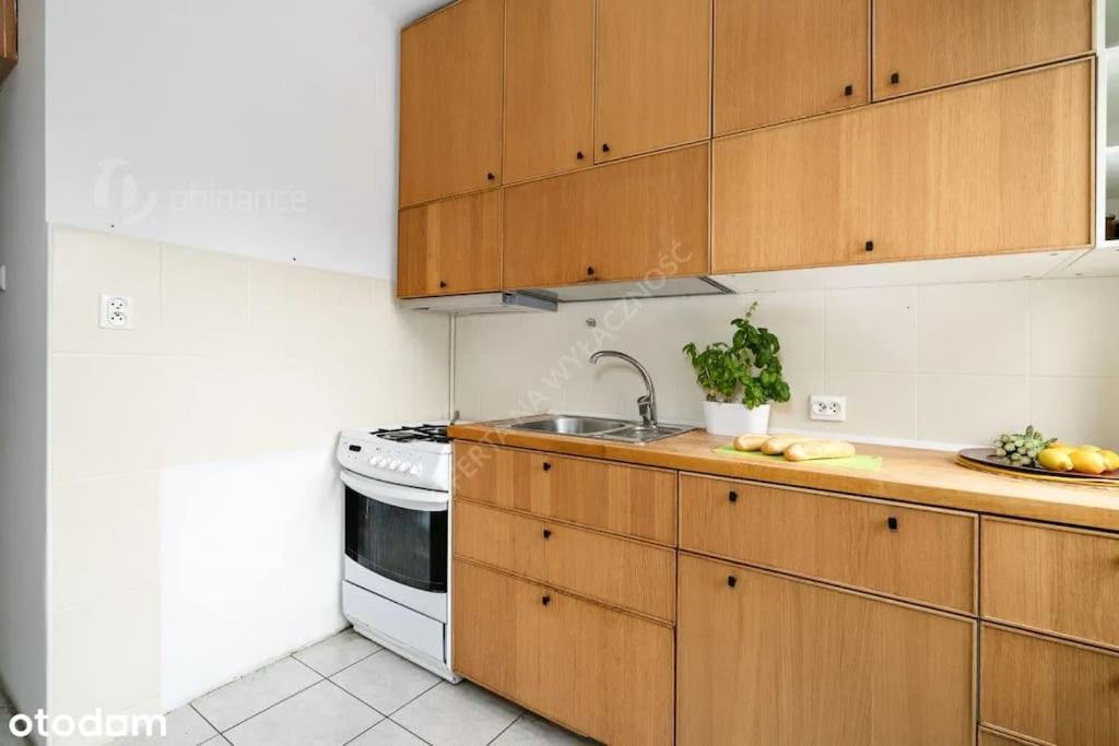Apartament *